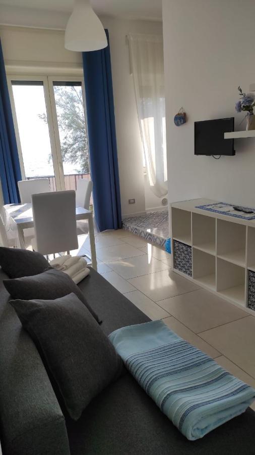 La Dimora Delle Sirene Apartman Salerno Kültér fotó