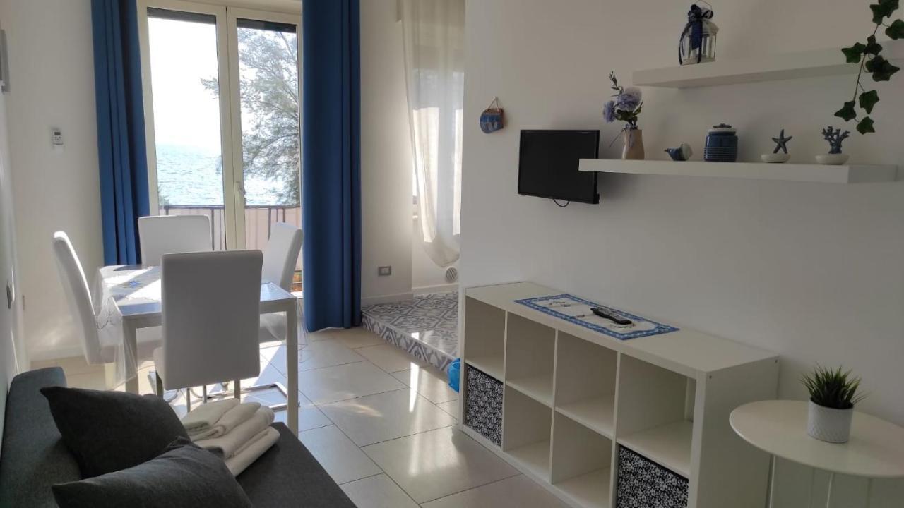 La Dimora Delle Sirene Apartman Salerno Kültér fotó
